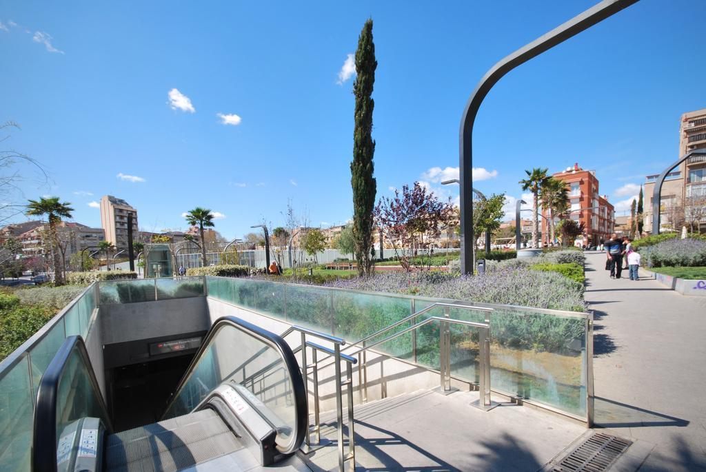 Hostal Badalona Bagian luar foto