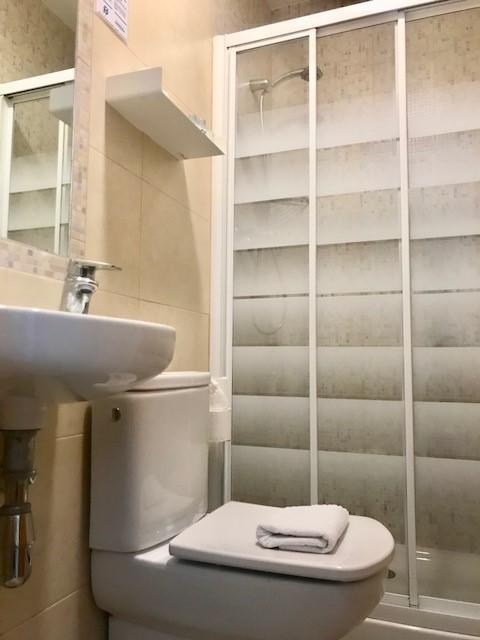 Hostal Badalona Bagian luar foto