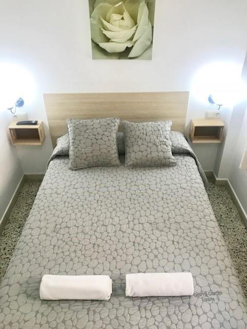 Hostal Badalona Bagian luar foto
